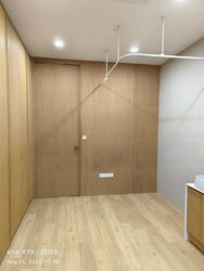 Connexion (D8), Retail #455602871